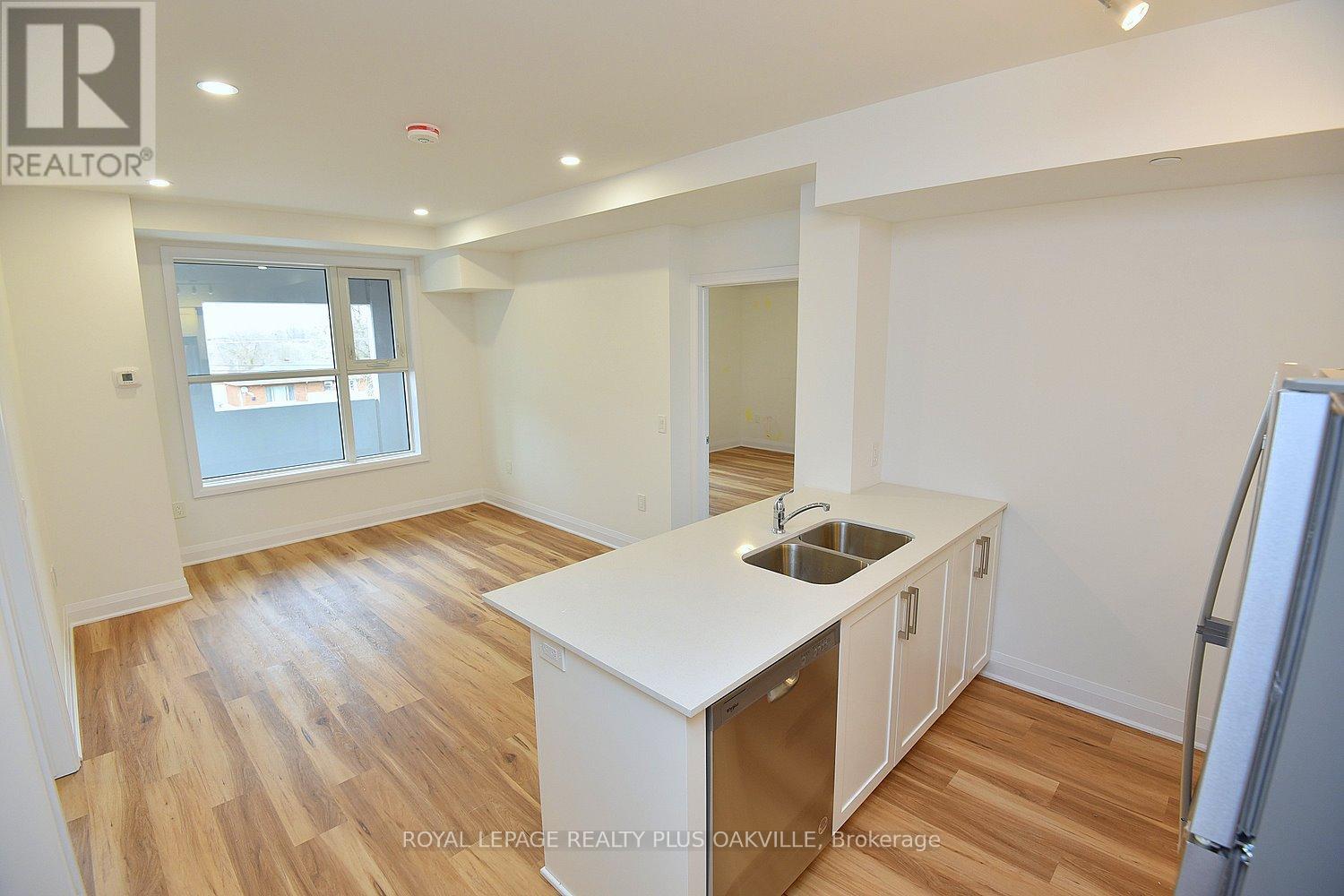 211 - 1936 Rymal Road, Hamilton, Ontario  L0R 1P0 - Photo 16 - X12213792