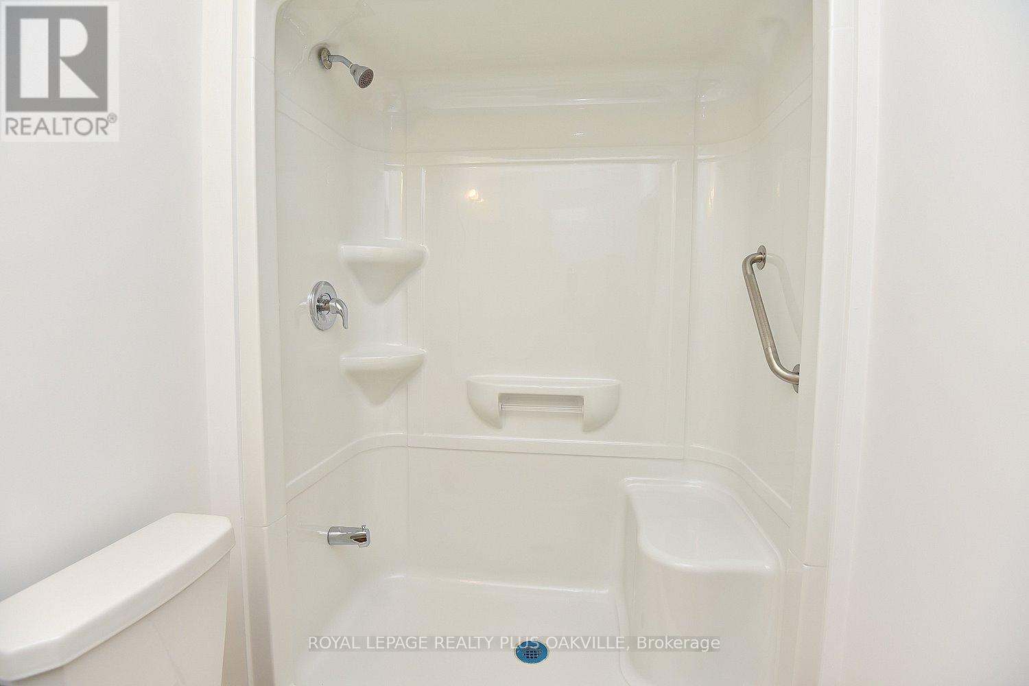 422 - 1936 Rymal Road E, Hamilton, Ontario  L0R 1P0 - Photo 26 - X12213810