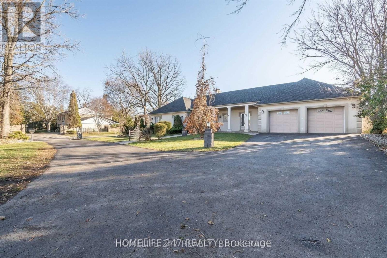 137 COMMISSIONERS ROAD E, London South, Ontario