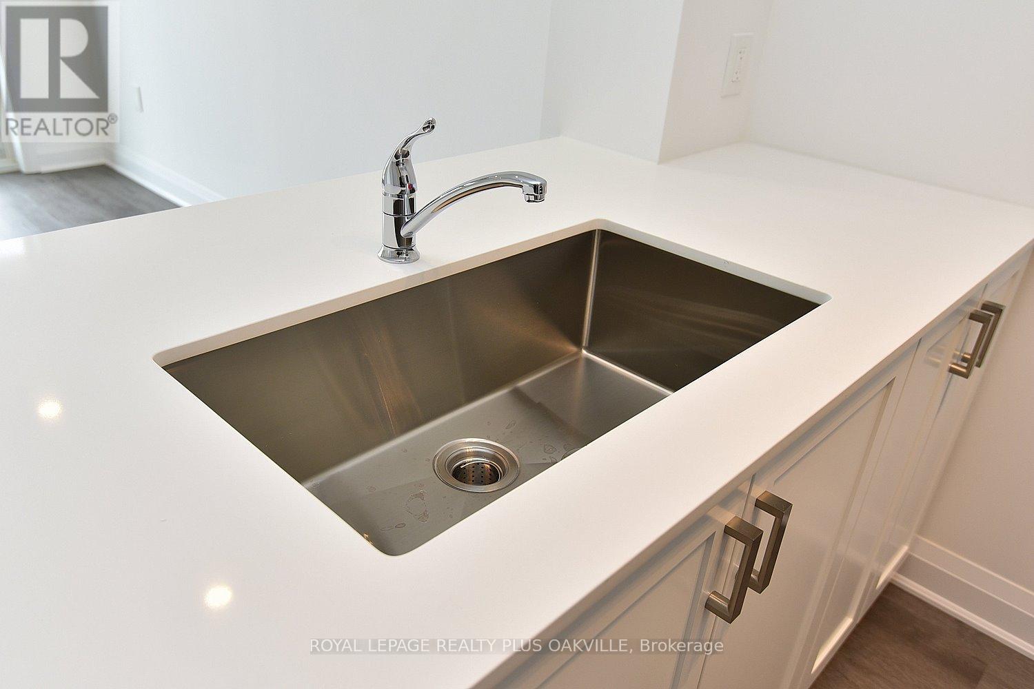 510 - 1936 Rymal Road E, Hamilton, Ontario  L0R 1P0 - Photo 15 - X12213823