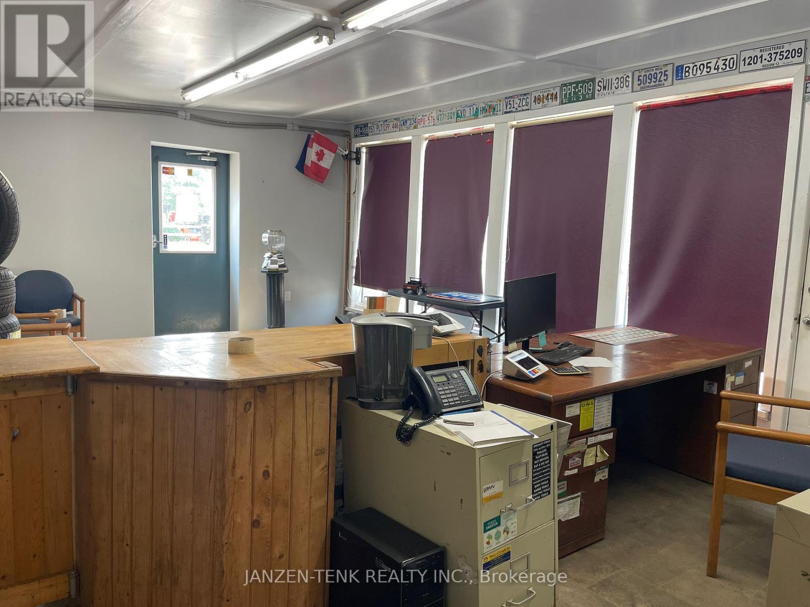 48103 Talbot Line, Malahide, Ontario  N5H 2R5 - Photo 8 - X12211776