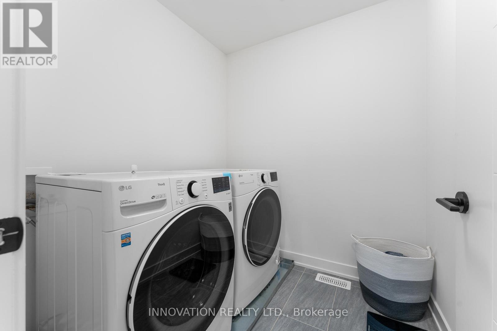 617 Rathburn Lane, Ottawa, Ontario  K1T 0V7 - Photo 36 - X12167626