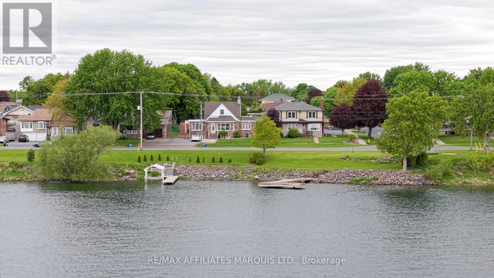 1316 MONTREAL ROAD, Cornwall, Ontario