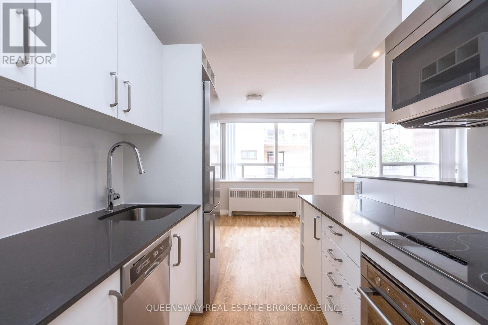 405 - 265 RUSSELL HILL ROAD, Toronto, Ontario