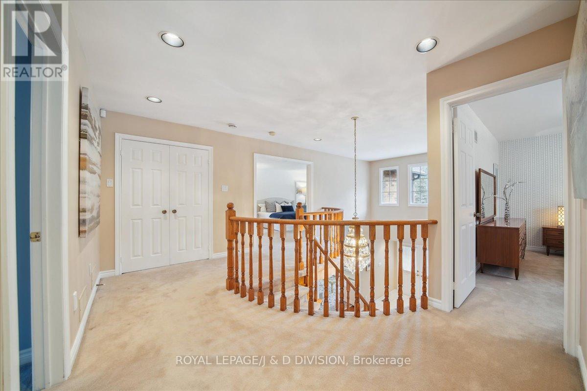 2 Ivor Road, Toronto (Bridle Path-Sunnybrook-York Mills), Ontario  M4N 2H4 - Photo 21 - C12213863
