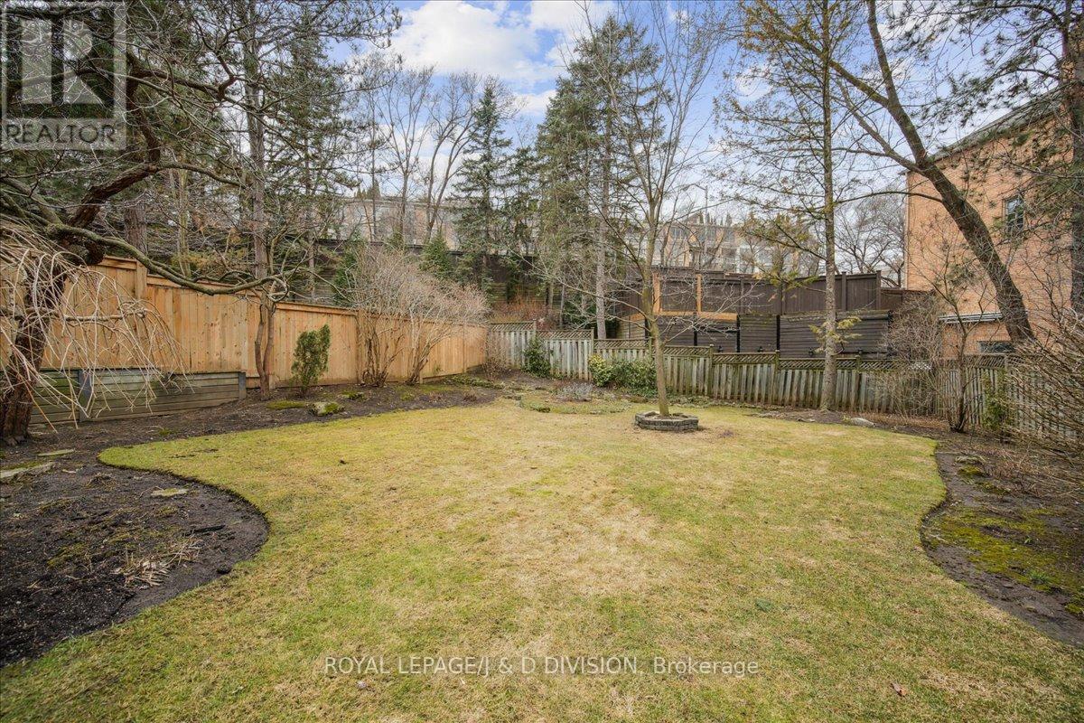 2 Ivor Road, Toronto (Bridle Path-Sunnybrook-York Mills), Ontario  M4N 2H4 - Photo 37 - C12213863