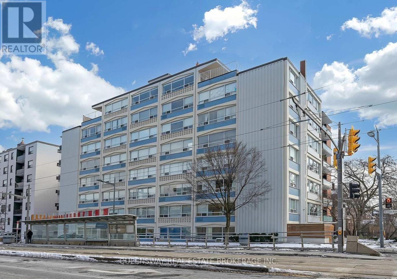 607 - 265 Russell Hill Road, Toronto, Ontario  M4V 2T3 - Photo 8 - C12213867