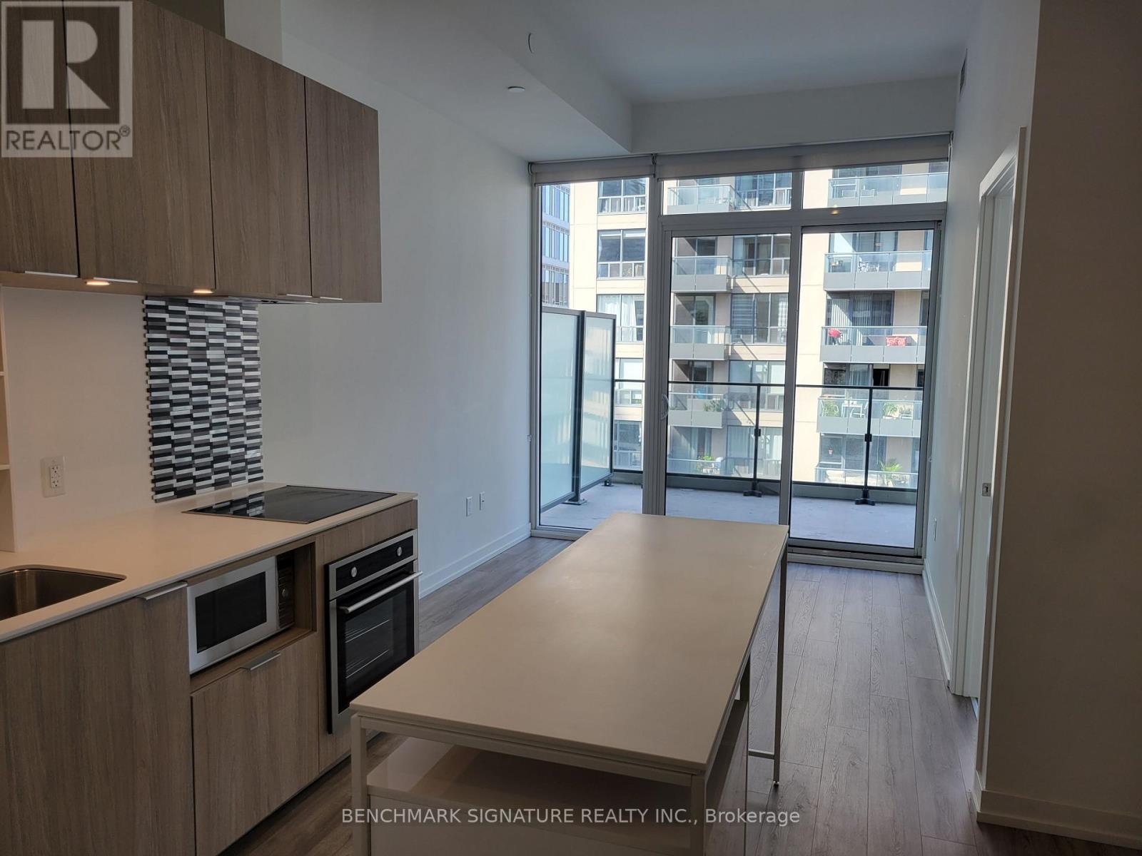 911 - 77 Shuter Street, Toronto, Ontario  M5B 0B8 - Photo 5 - C12213906