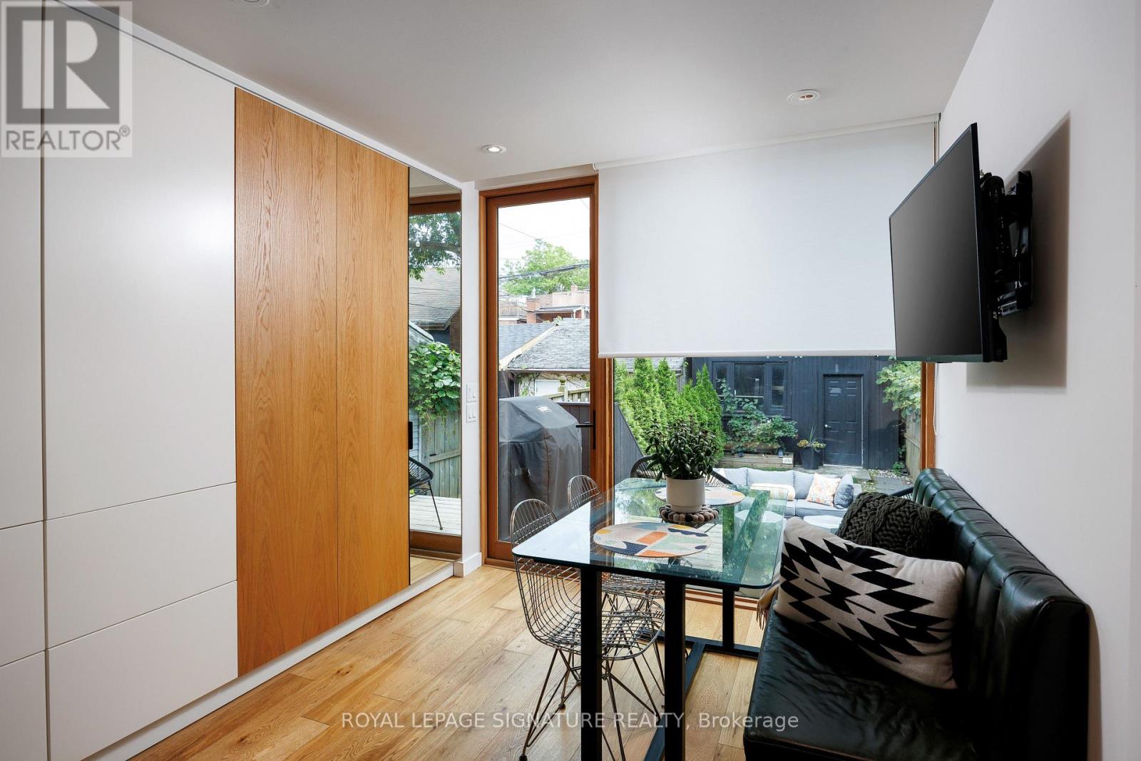 643 Shaw Street, Toronto, Ontario  M6G 3L8 - Photo 17 - C12213965