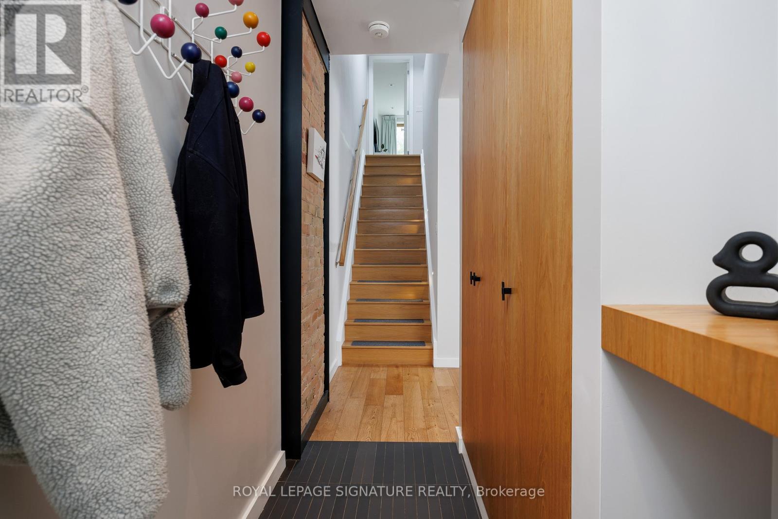 643 Shaw Street, Toronto, Ontario  M6G 3L8 - Photo 7 - C12213965
