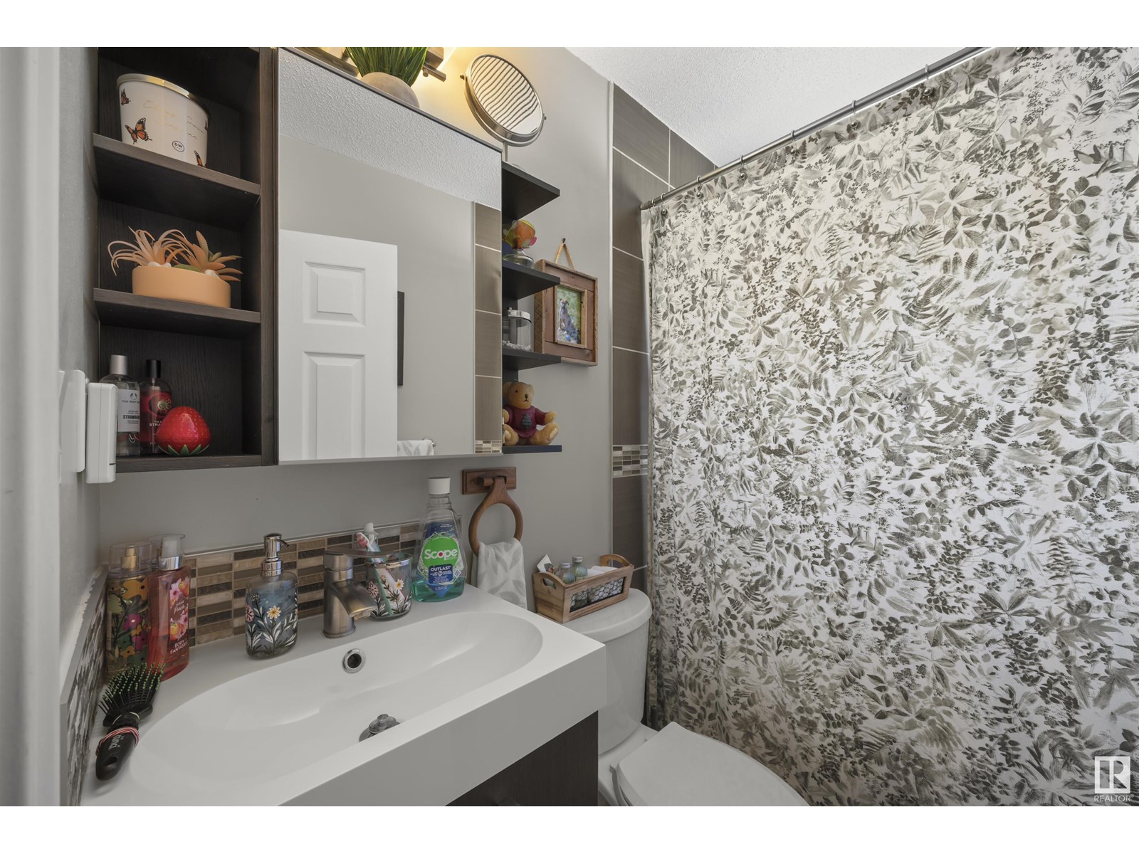 5711 102a Av Nw, Edmonton, Alberta  T6A 0R5 - Photo 18 - E4441772