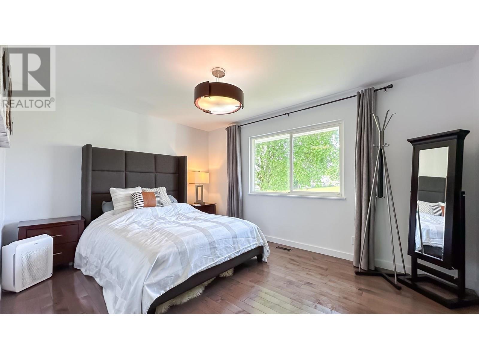 1860 Routley Avenue, Port Coquitlam, British Columbia  V3C 1A7 - Photo 12 - R3014079