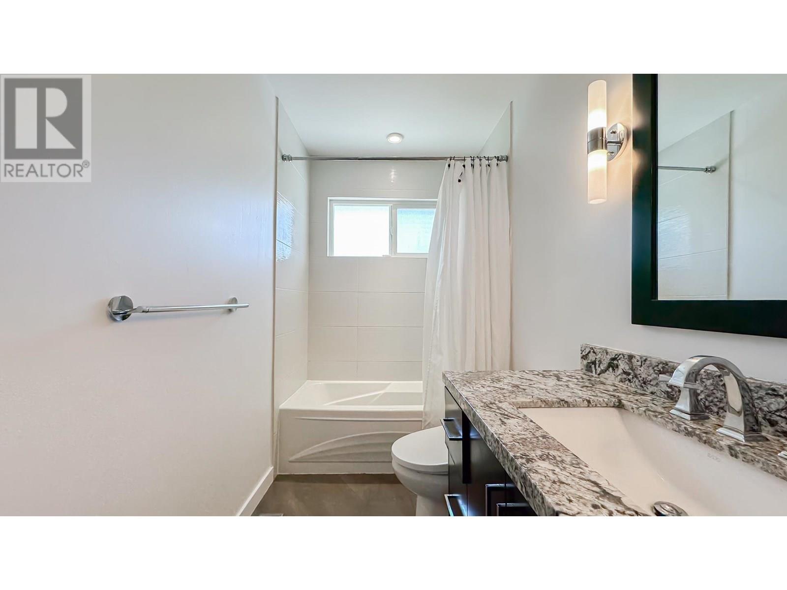 1860 Routley Avenue, Port Coquitlam, British Columbia  V3C 1A7 - Photo 14 - R3014079
