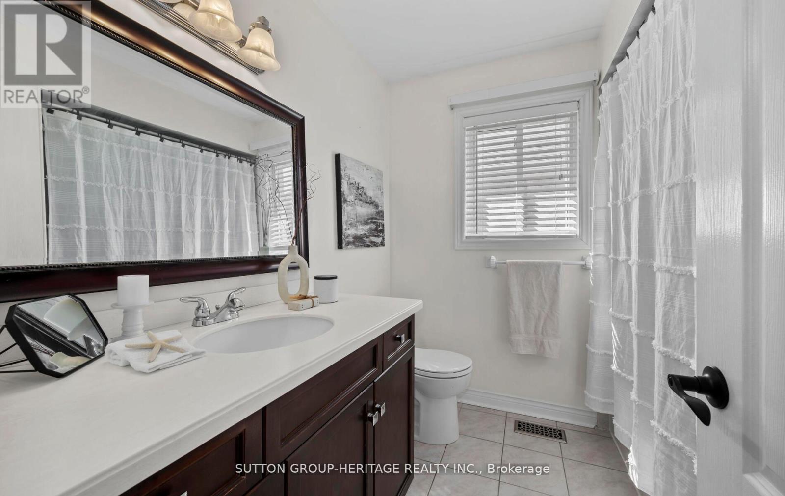 101 Parnell Crescent, Whitby, Ontario  L1R 1X1 - Photo 24 - E12213872