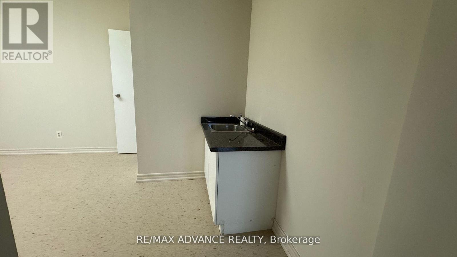 Unit 6 - 4245 Sheppard Avenue E, Toronto, Ontario  M1S 1T6 - Photo 11 - E12213904