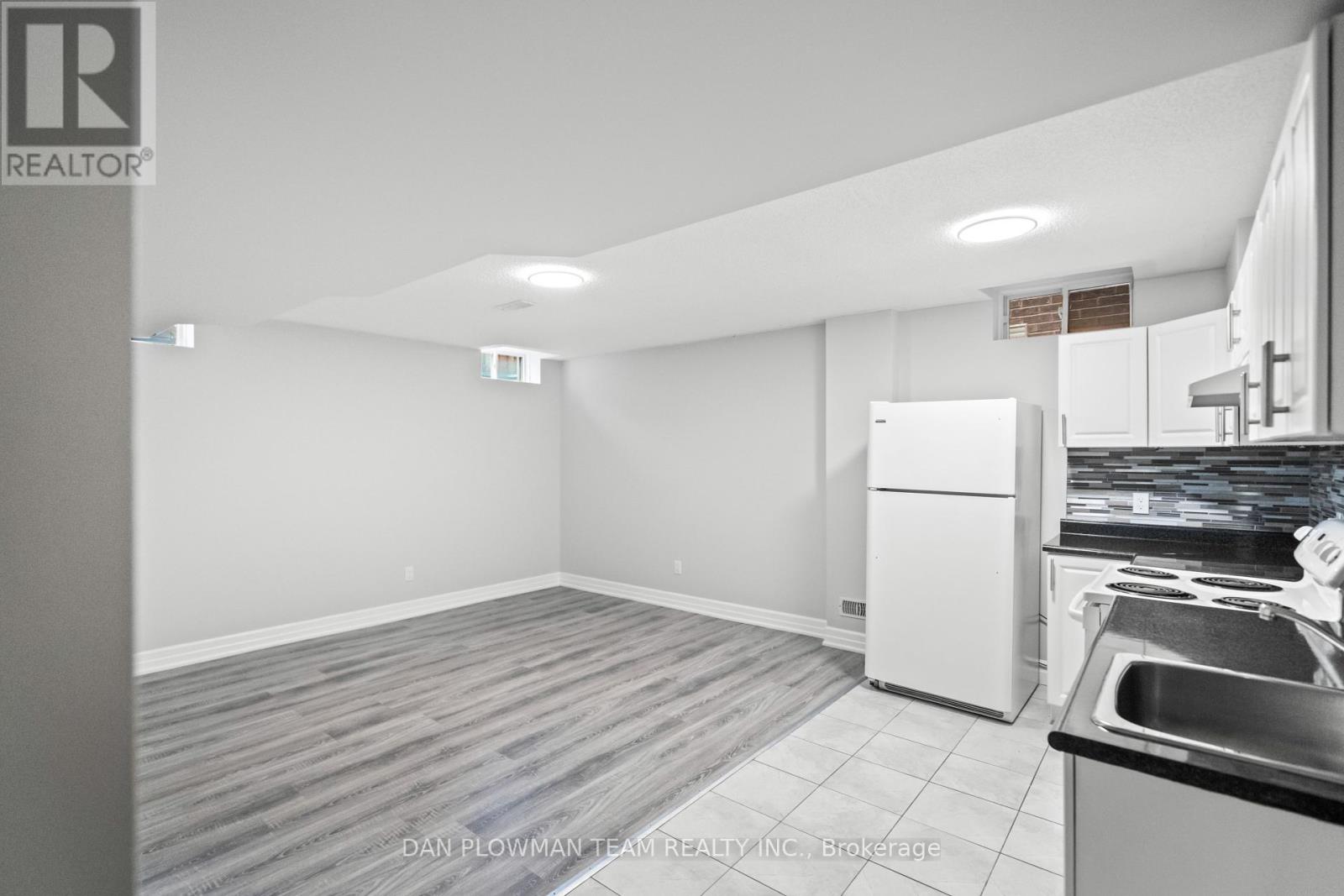 527 Halo Street, Oshawa, Ontario  L1L 0H9 - Photo 30 - E12213905