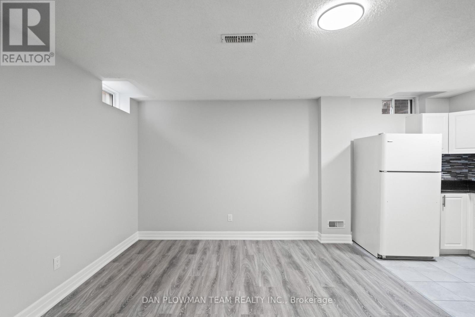 527 Halo Street, Oshawa, Ontario  L1L 0H9 - Photo 31 - E12213905