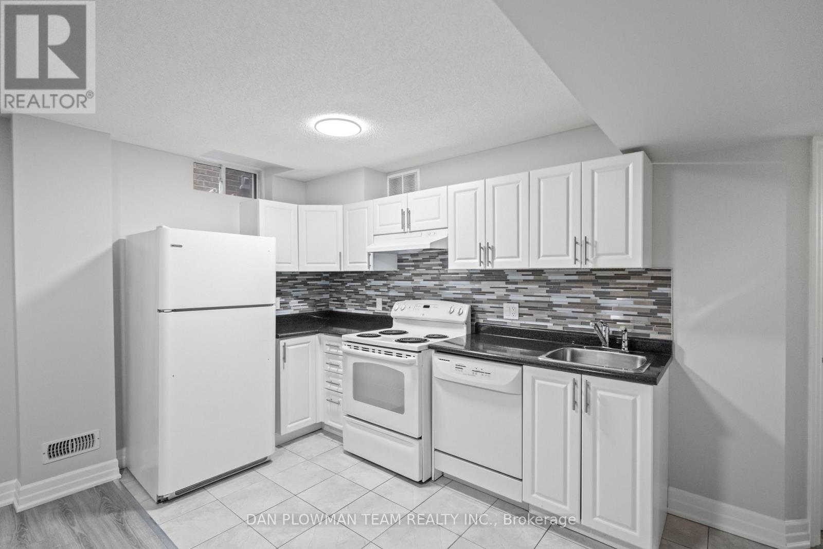 527 Halo Street, Oshawa, Ontario  L1L 0H9 - Photo 33 - E12213905
