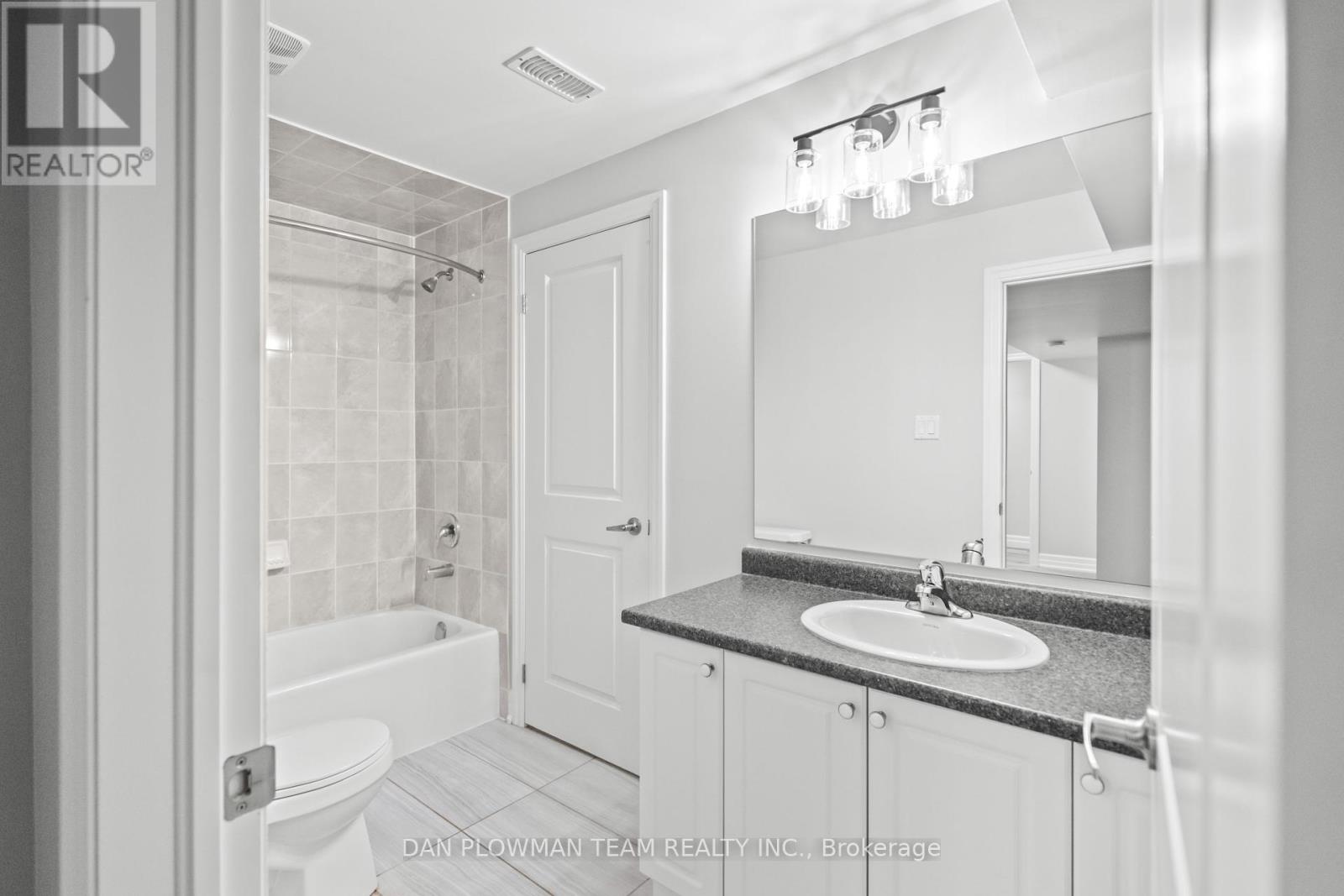 527 Halo Street, Oshawa, Ontario  L1L 0H9 - Photo 39 - E12213905