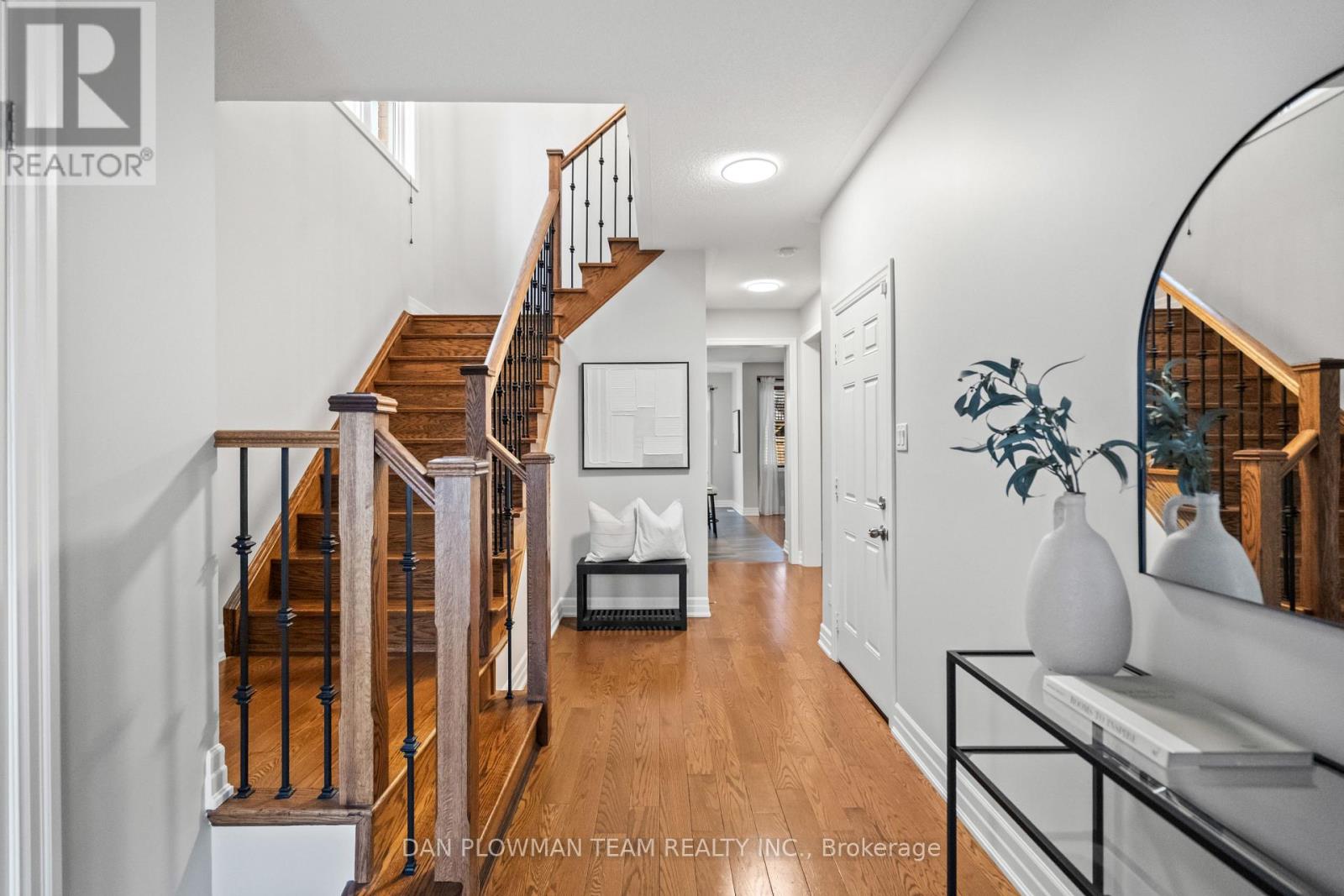 527 Halo Street, Oshawa, Ontario  L1L 0H9 - Photo 5 - E12213905