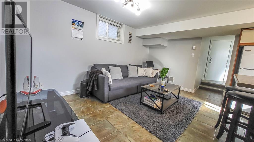 326 Victoria Street S Unit# B, Kitchener, Ontario  N2M 3A3 - Photo 5 - 40740035