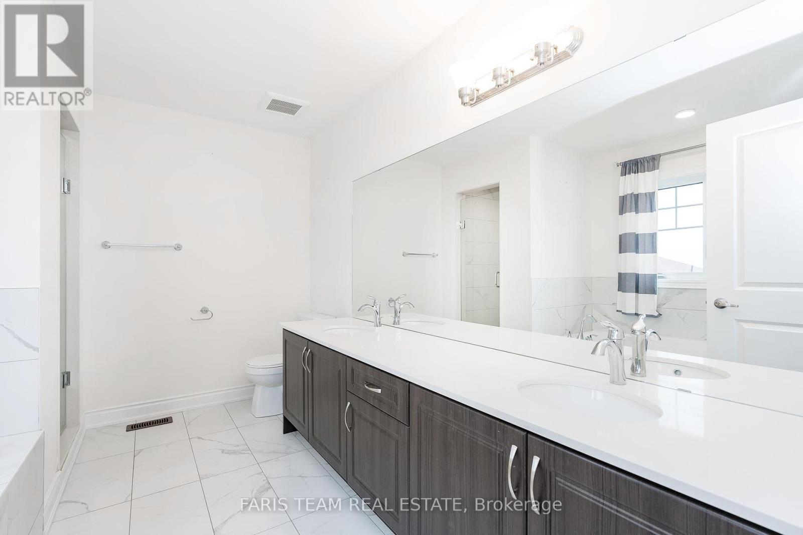 2201 Lozenby Street, Innisfil, Ontario  L9S 0M9 - Photo 19 - N12213938