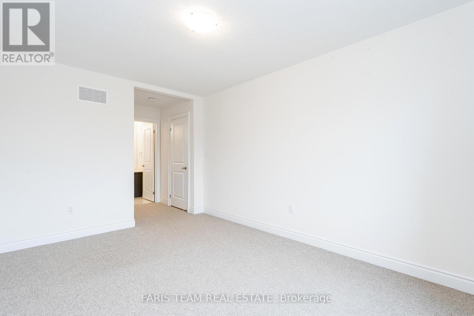 2201 Lozenby Street, Innisfil, Ontario  L9S 0M9 - Photo 22 - N12213938