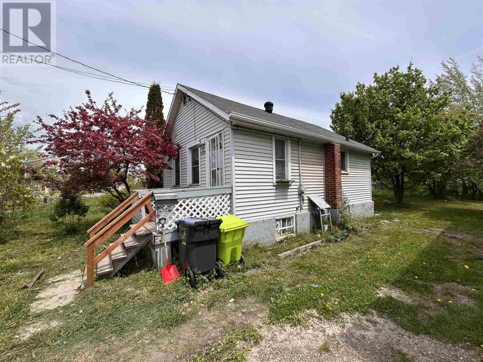 438 Sherbourne St, Sault Ste. Marie, Ontario  P6C 3X3 - Photo 2 - SM251291