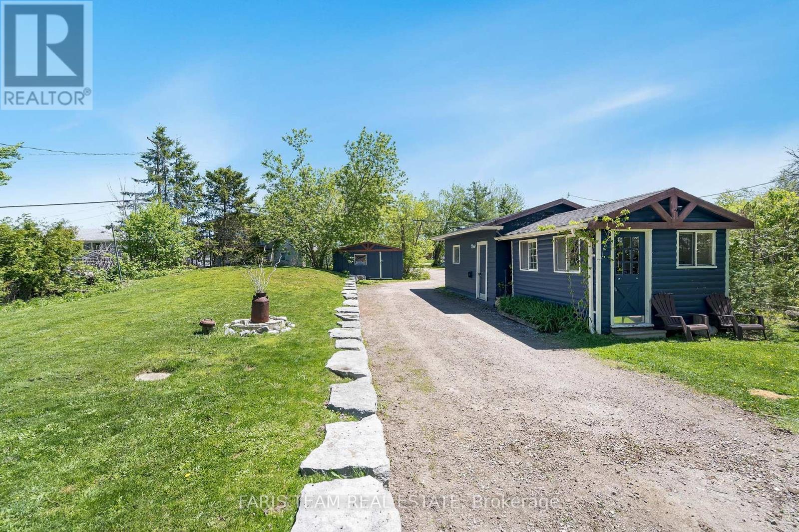 6238 Bluebird Street, Ramara, Ontario  L3V 0K6 - Photo 12 - S12213937