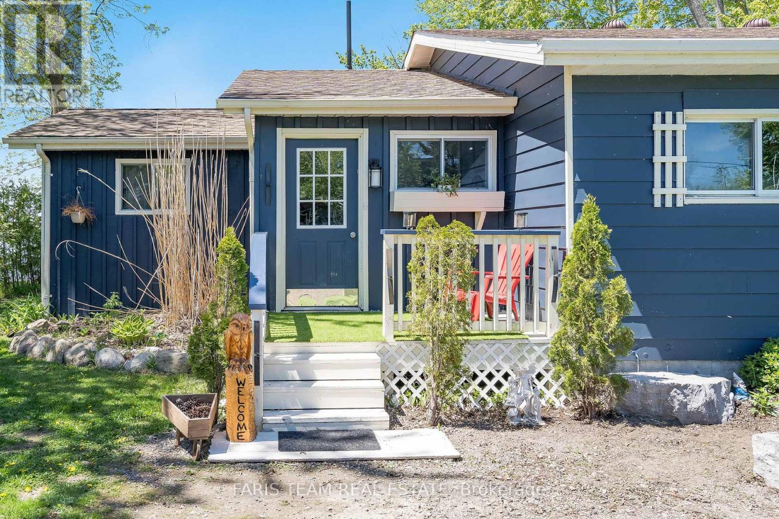 6238 Bluebird Street, Ramara, Ontario  L3V 0K6 - Photo 4 - S12213937