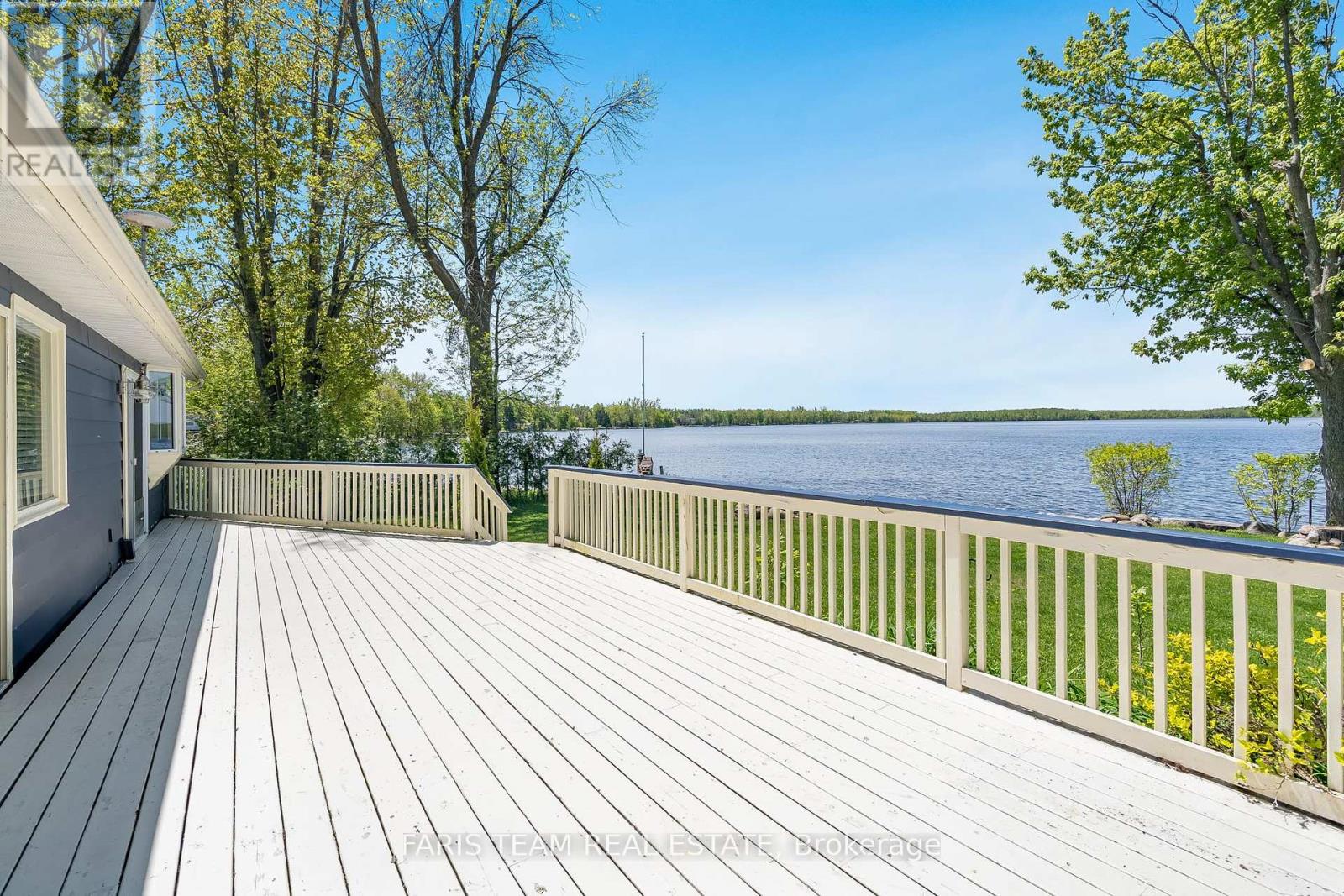 6238 Bluebird Street, Ramara, Ontario  L3V 0K6 - Photo 6 - S12213937