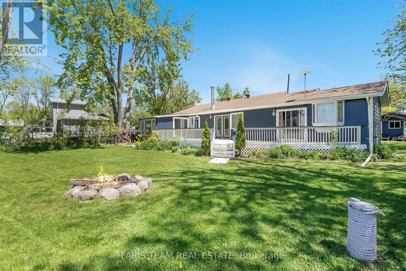 6238 Bluebird Street, Ramara, Ontario  L3V 0K6 - Photo 9 - S12213937