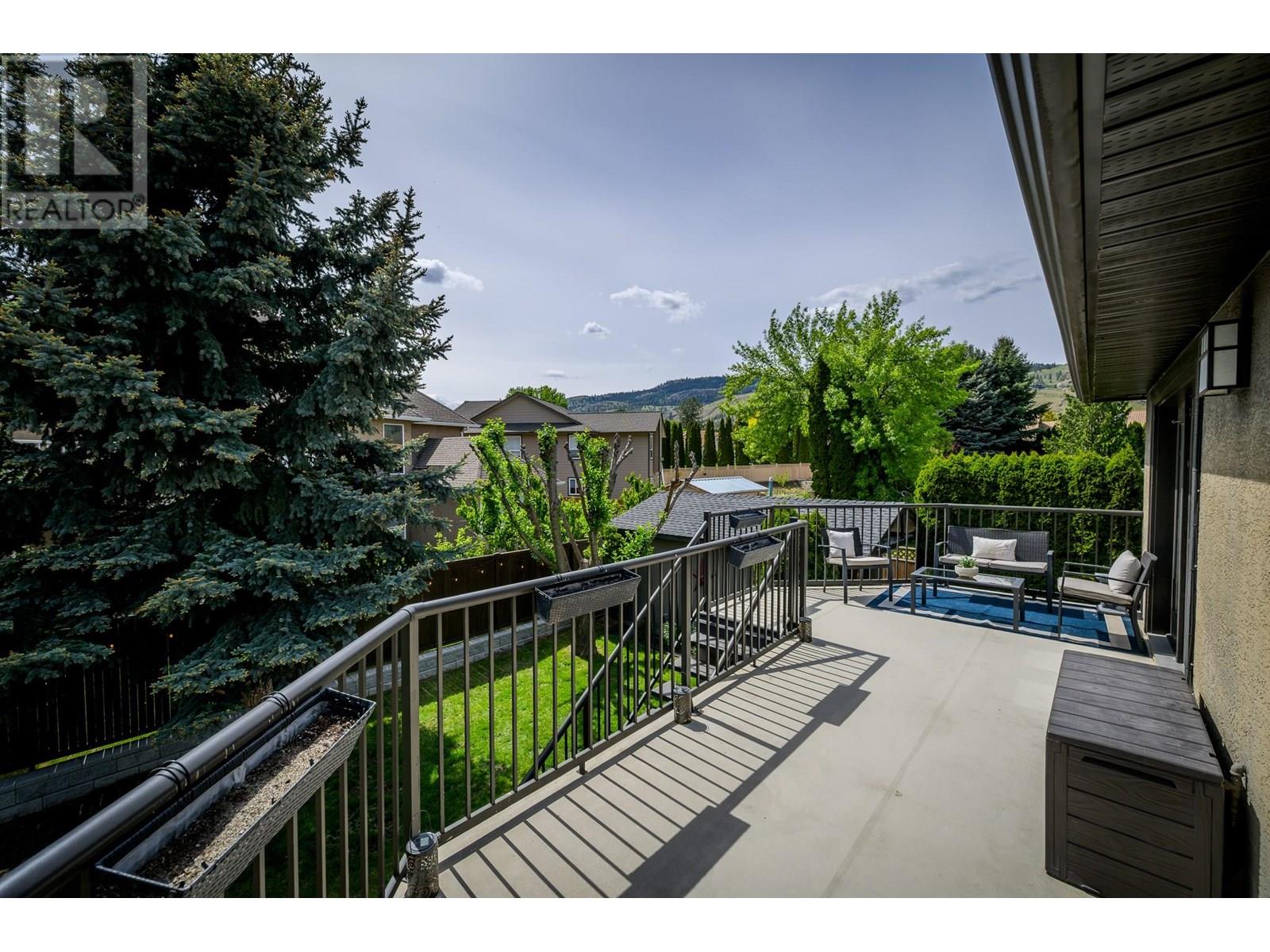 682 Sandstone Place, Kamloops, British Columbia  V2B 8M4 - Photo 18 - 10351852