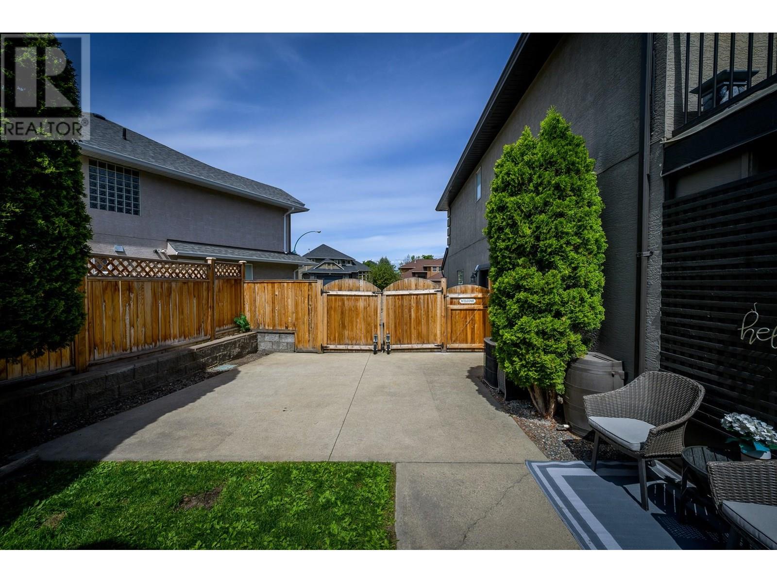 682 Sandstone Place, Kamloops, British Columbia  V2B 8M4 - Photo 32 - 10351852
