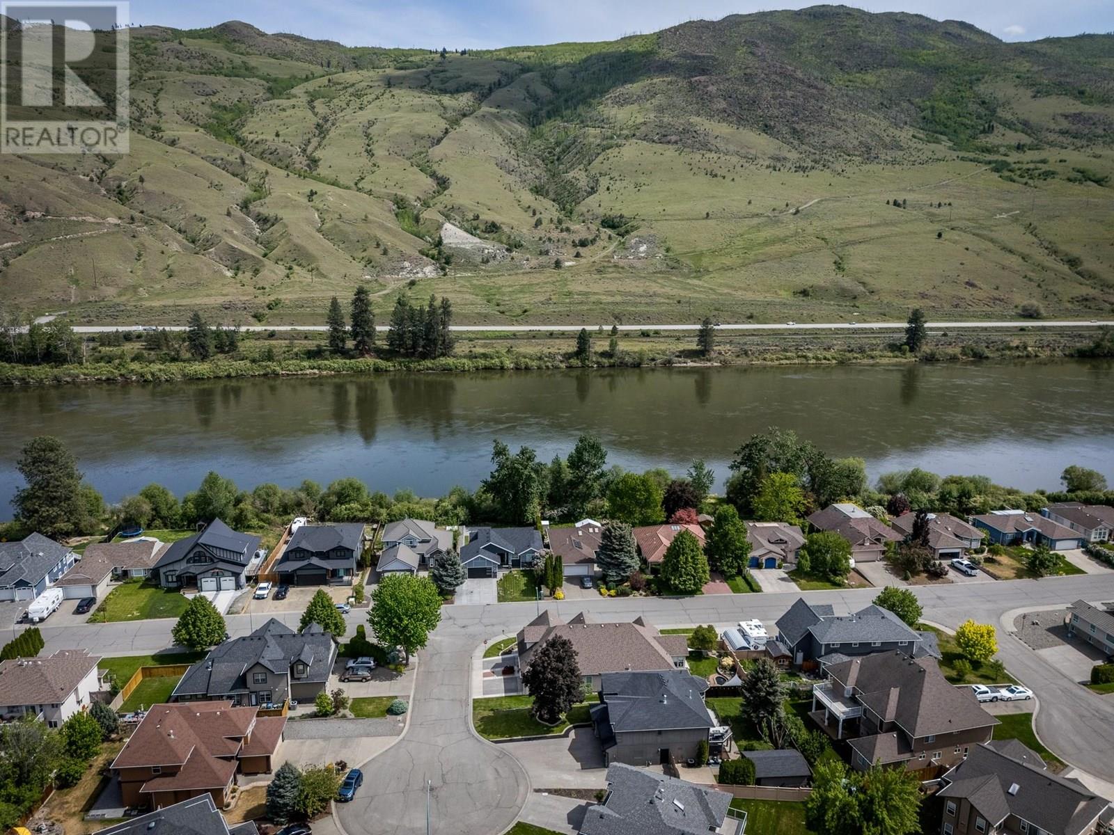 682 Sandstone Place, Kamloops, British Columbia  V2B 8M4 - Photo 35 - 10351852