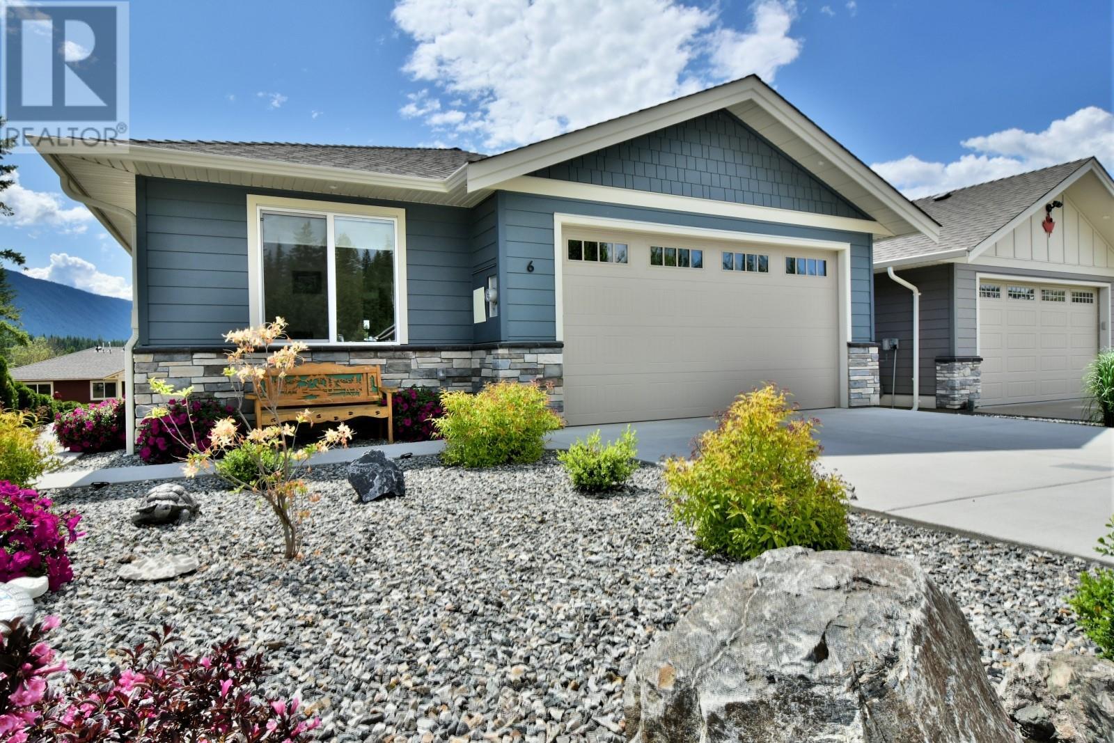 2715 Golf Course Drive Unit# 6, Blind Bay, British Columbia  V0E 1H1 - Photo 2 - 10351612