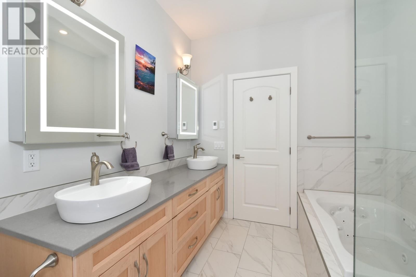 2715 Golf Course Drive Unit# 6, Blind Bay, British Columbia  V0E 1H1 - Photo 24 - 10351612