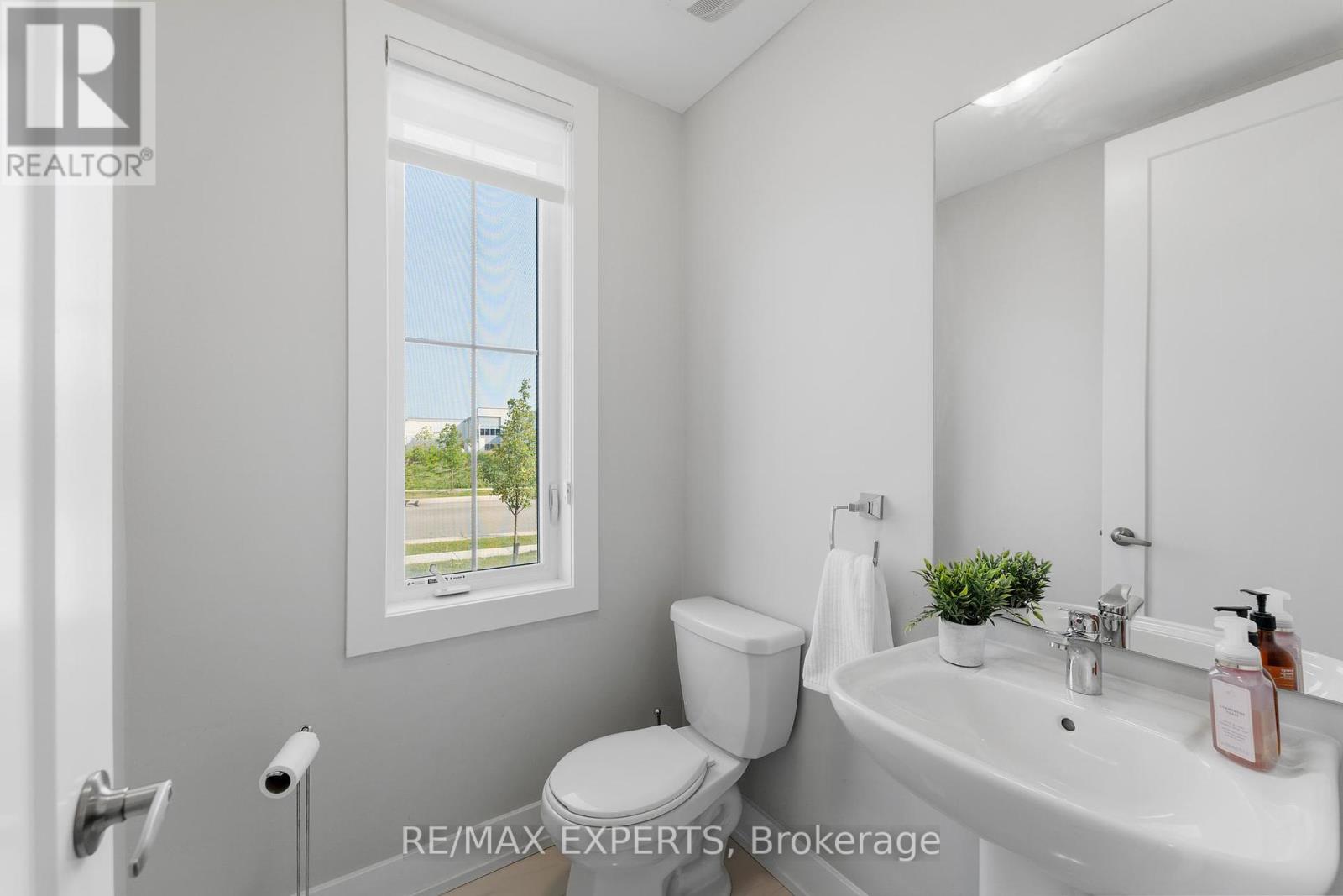 52 Doris Pawley Crescent, Caledon, Ontario  L7C 4E7 - Photo 15 - W12200927