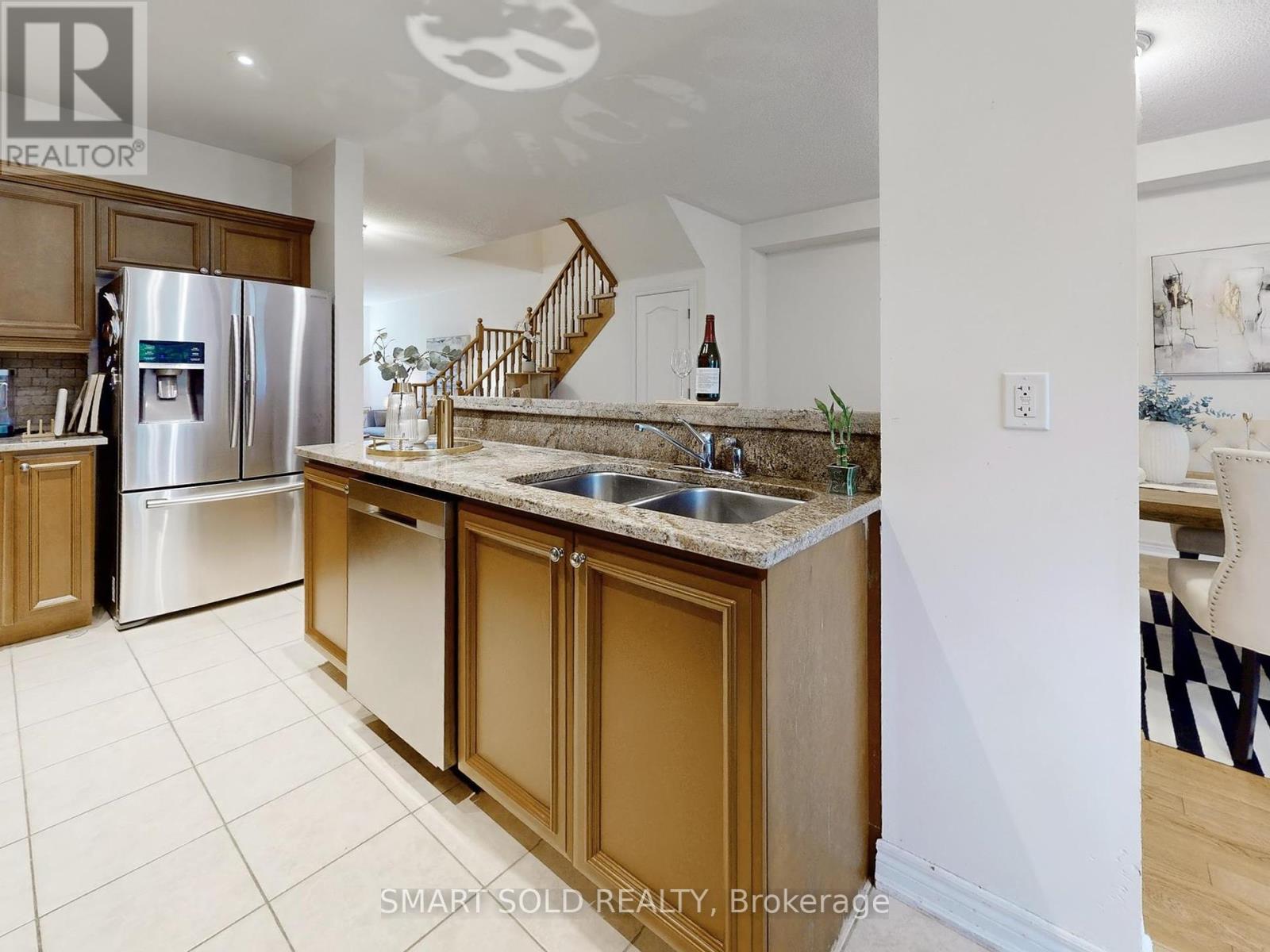 26 - 230 Paisley Boulevard W, Mississauga (Cooksville), Ontario  L5B 0C5 - Photo 12 - W12212844