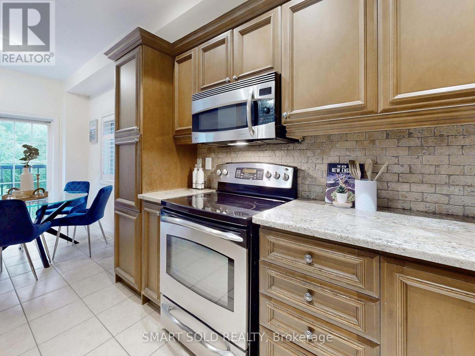 26 - 230 Paisley Boulevard W, Mississauga (Cooksville), Ontario  L5B 0C5 - Photo 14 - W12212844