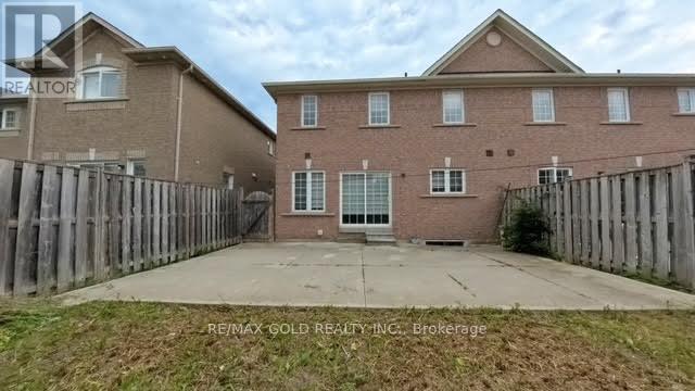 16 Sestina Court, Brampton, Ontario  L6P 1R9 - Photo 9 - W12212883