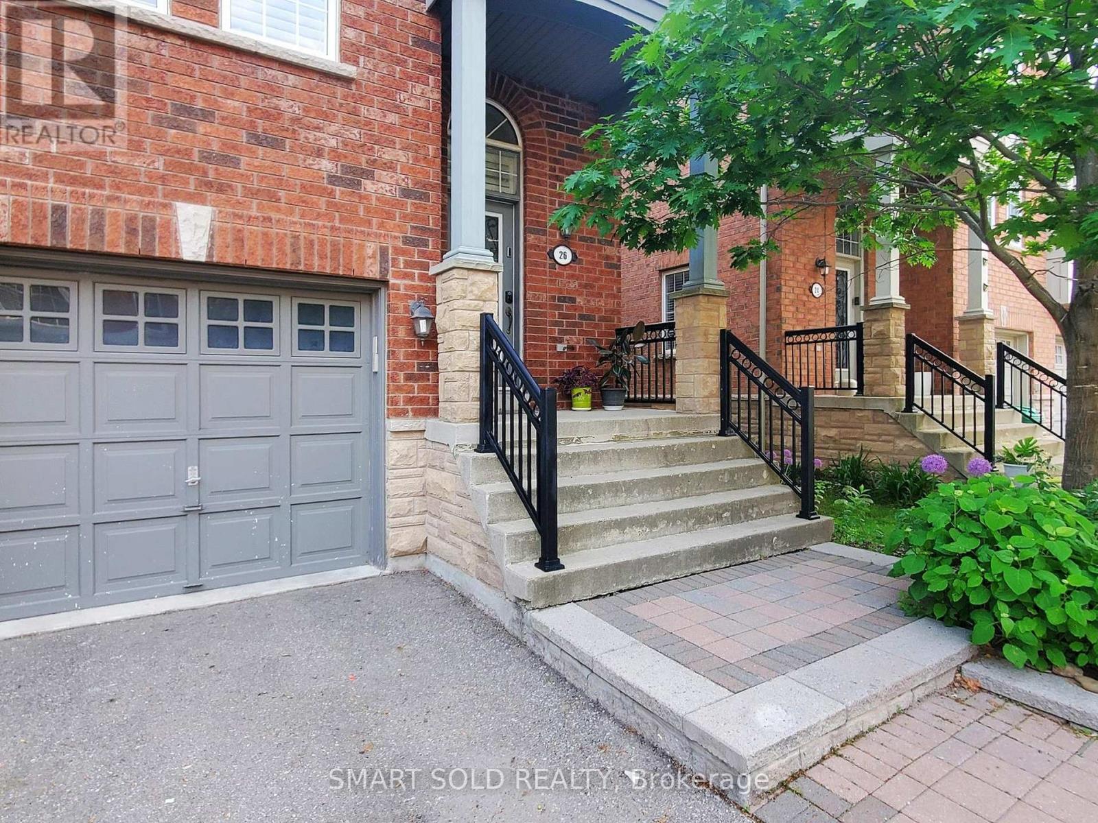 26 - 230 Paisley Boulevard W, Mississauga (Cooksville), Ontario  L5B 0C5 - Photo 3 - W12212844