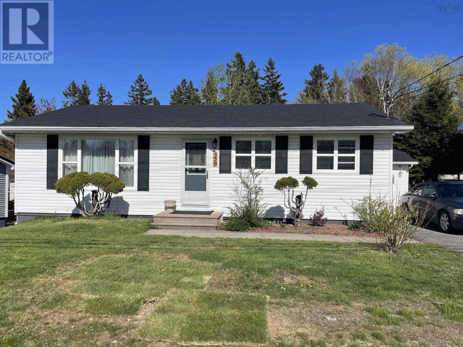 Property at 559 Cottage Road image 2