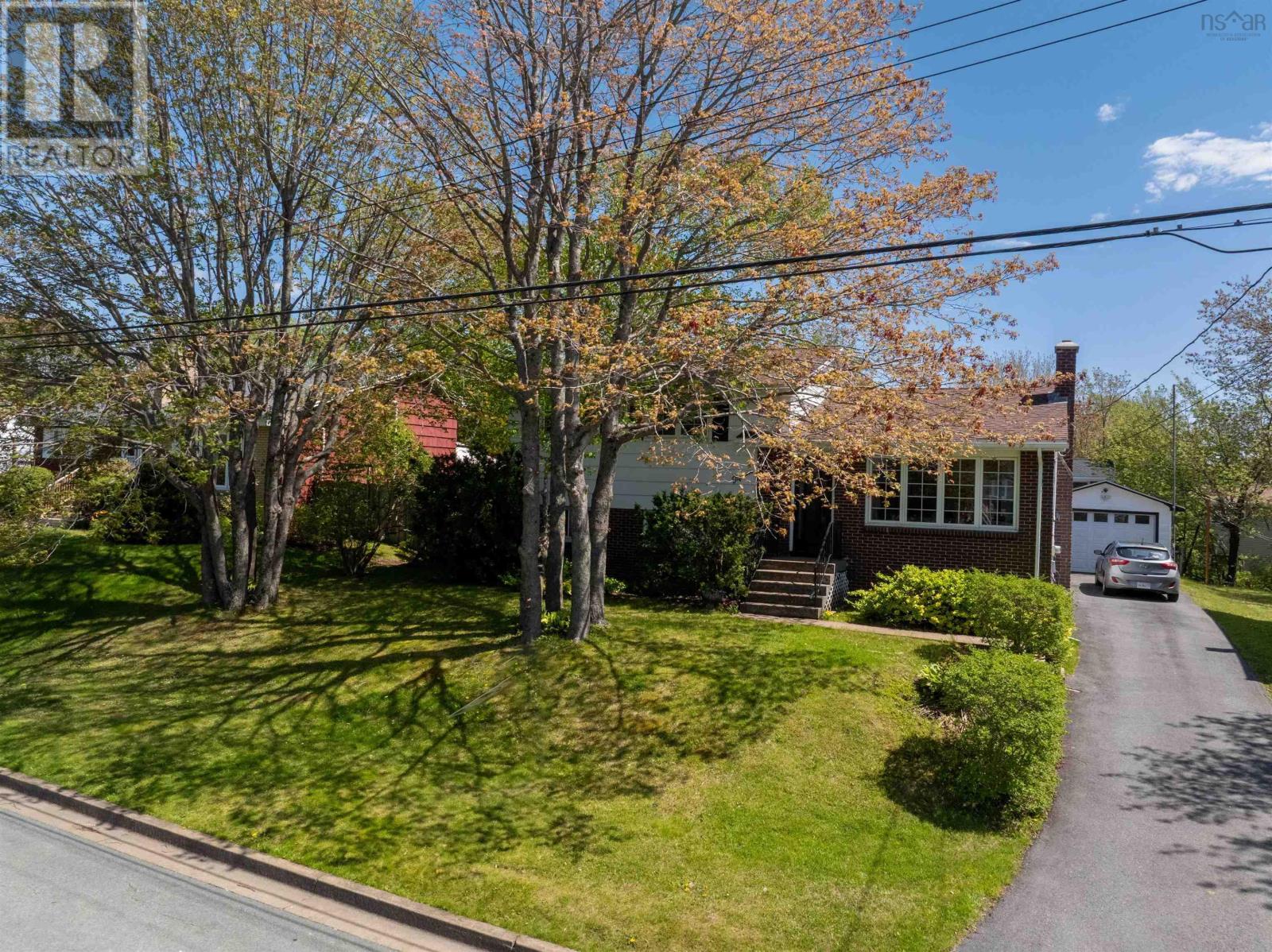 Property at 15 Tummell Drive image 3