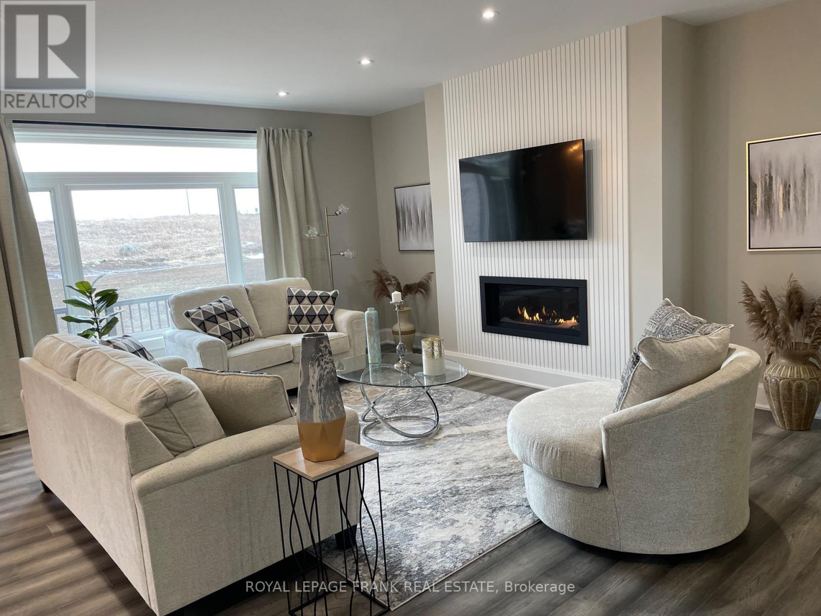 7 Nipigon Street, Kawartha Lakes, Ontario  K0M 1N0 - Photo 42 - X12214023