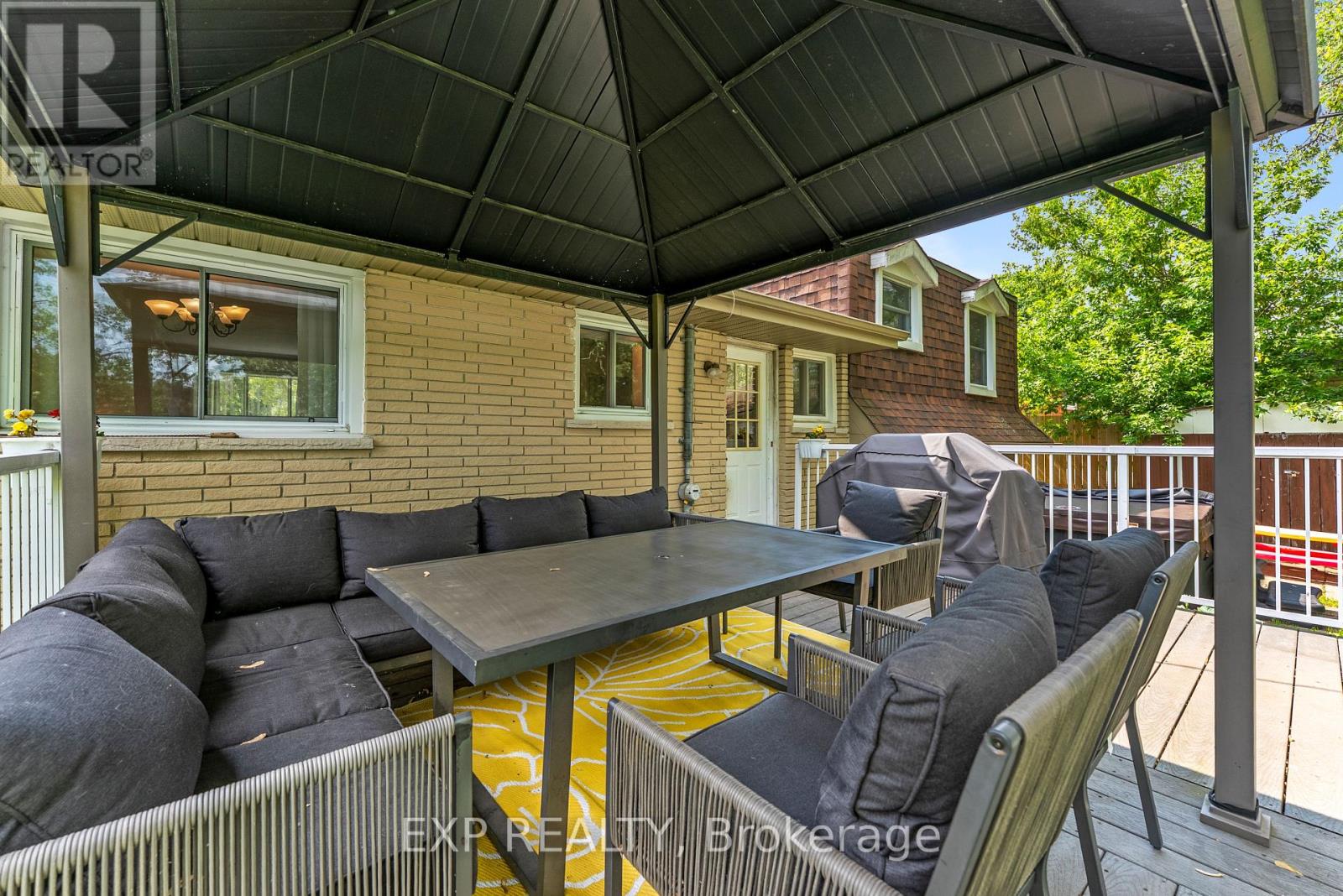 512 Whites Road, Quinte West, Ontario  K8V 5P8 - Photo 37 - X12214029