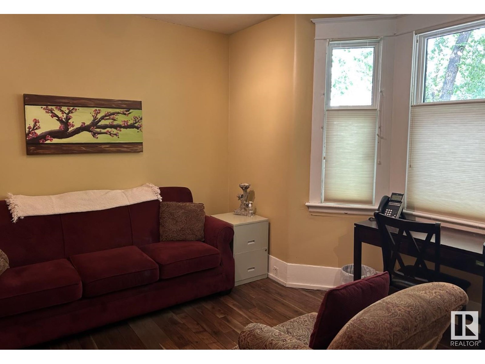 9853 90 Av Nw, Edmonton, Alberta  T6E 2T2 - Photo 3 - E4441774