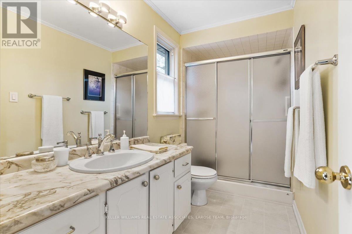 16 - 1393 Royal York Road, Toronto, Ontario  M9A 4Y9 - Photo 14 - W12213942