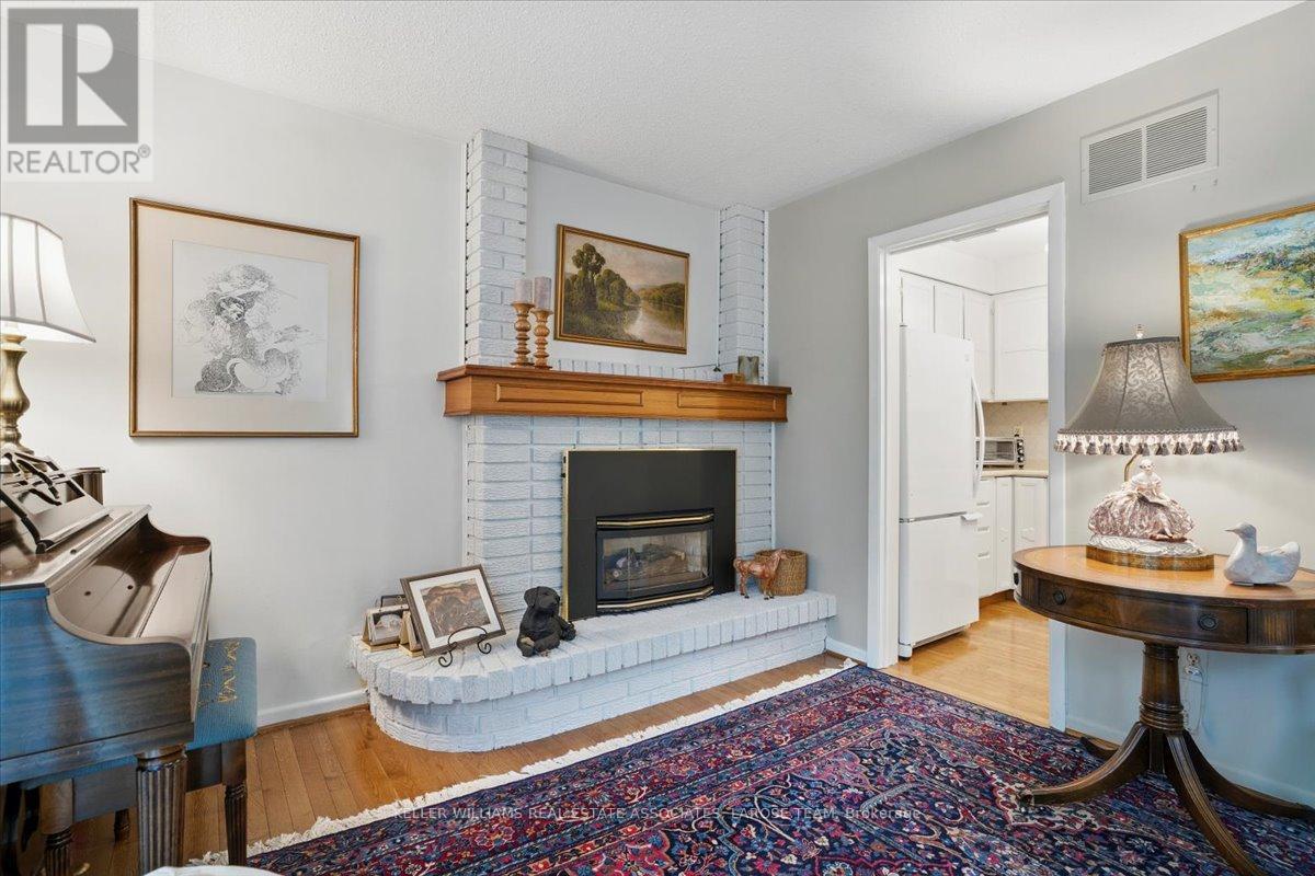 16 - 1393 Royal York Road, Toronto, Ontario  M9A 4Y9 - Photo 7 - W12213942