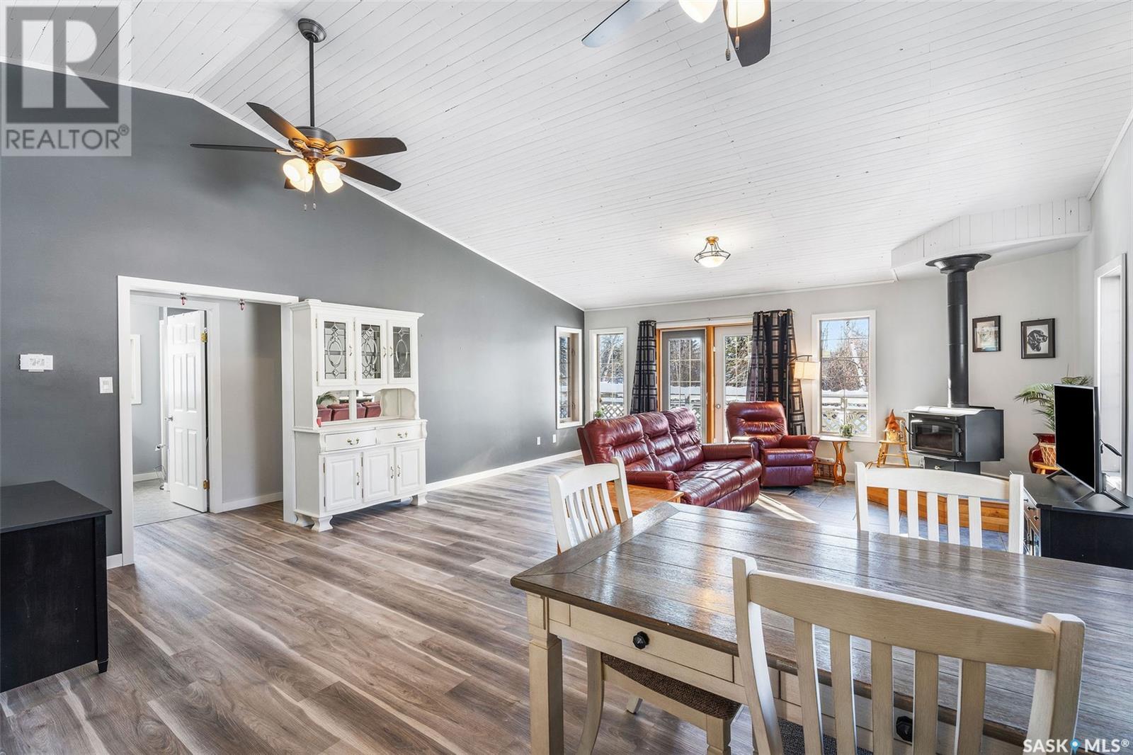 301 Jacobson Drive, Christopher Lake, Saskatchewan  S0J 0N0 - Photo 8 - SK995867